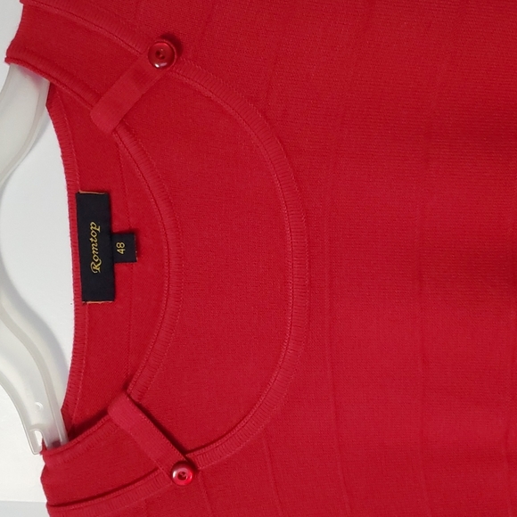 Red women's sweater - Picture 2 of 4